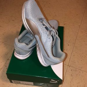 Puma soft foam shoes
